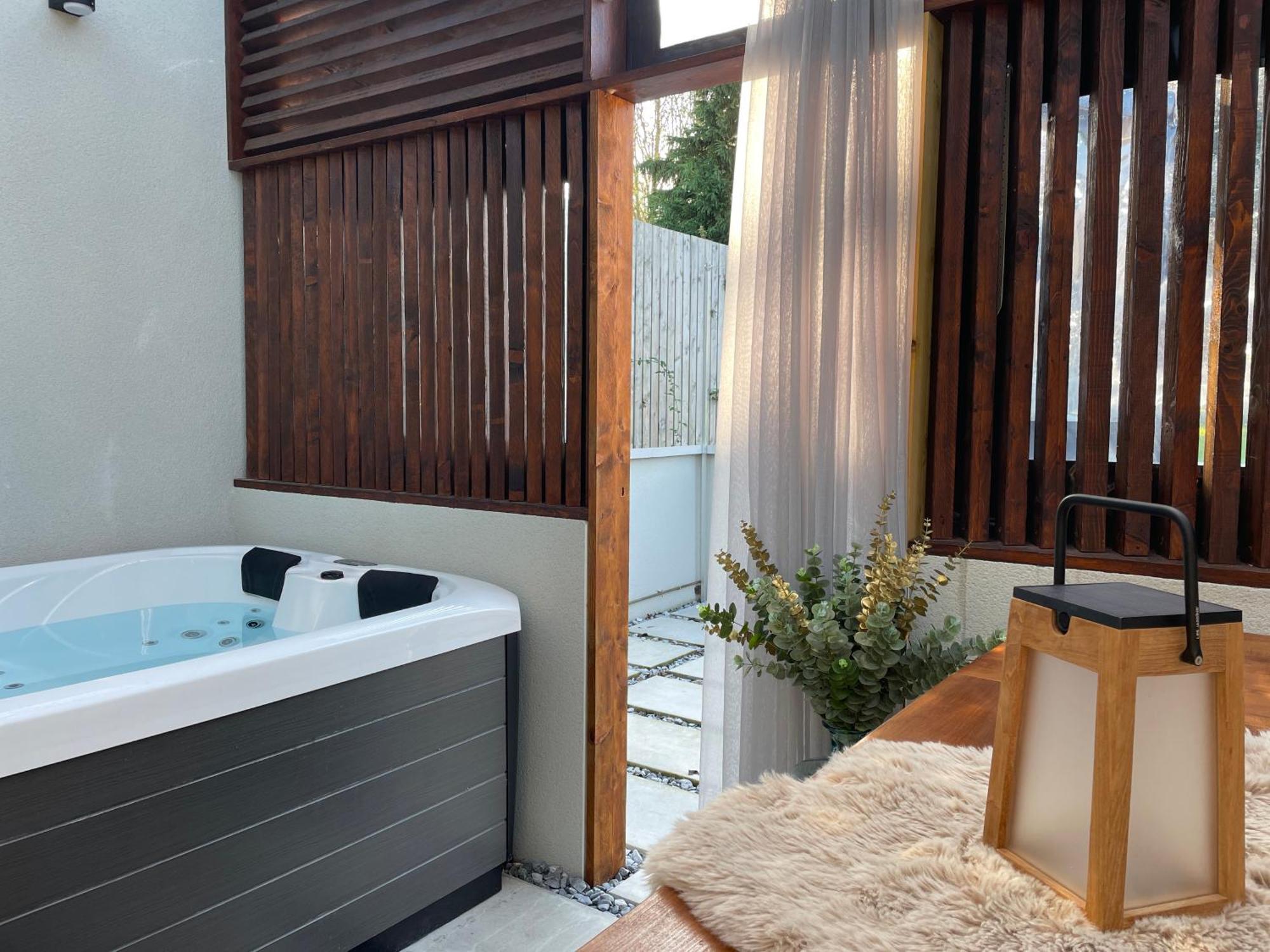 Yanna Lodge, Gite Classe 4 Etoiles Avec Spa Couvert Entierement Arrest Exterior photo